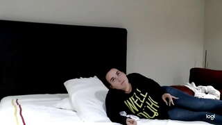 ���ું આપી તેના lechita જ્યારે અન્ય fucks