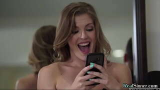 Жогорку красотку трахнул в жопу шафер алдында свадьбой