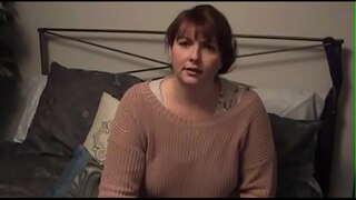 שלב אחותי ואת אמה החורגת לתפוס צעד הבן צופה פורנו, זין אותו טריילר