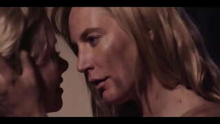 Tentrem Siren, Mona Wales