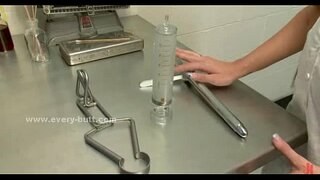 ���र्स के साथ पेटू गधा मुर्गा खाती है ���र्स के साथ पेटू गधा मुर्गा खाती है