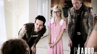 ���ხელი ქალიშვილი გოგონა აღება პირველად