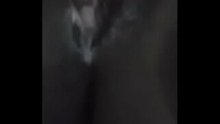 Bbw លេងជាមួយ pussy