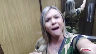 Tipa fierbinte suge pula, și prieten, d.